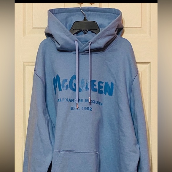 ALEXANDER MCQUEEN
NWT 🎁🎁Graffiti Logo hoody sweatshirt XL - Picture 7 of 12